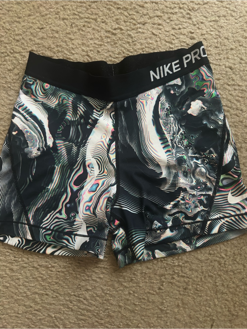 Nike Pro M